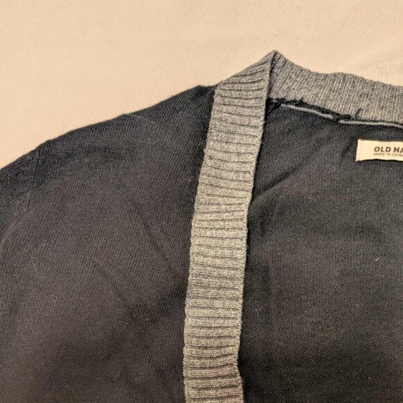 Old Navy Cardigan Womens Small/Petite Long Sleeve Black 5 Button Top - Picture 4 of 14
